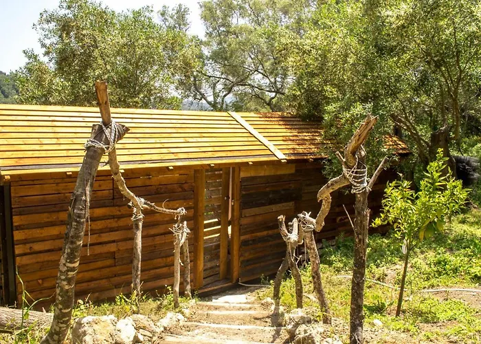 Pelekas Olive Grove Oasis Room No4